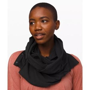 lululemon black scarf